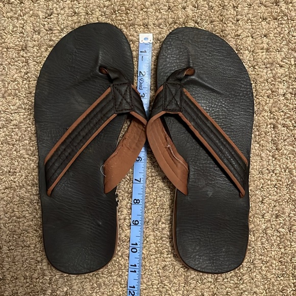 Men’s flip flops - Picture 3 of 3